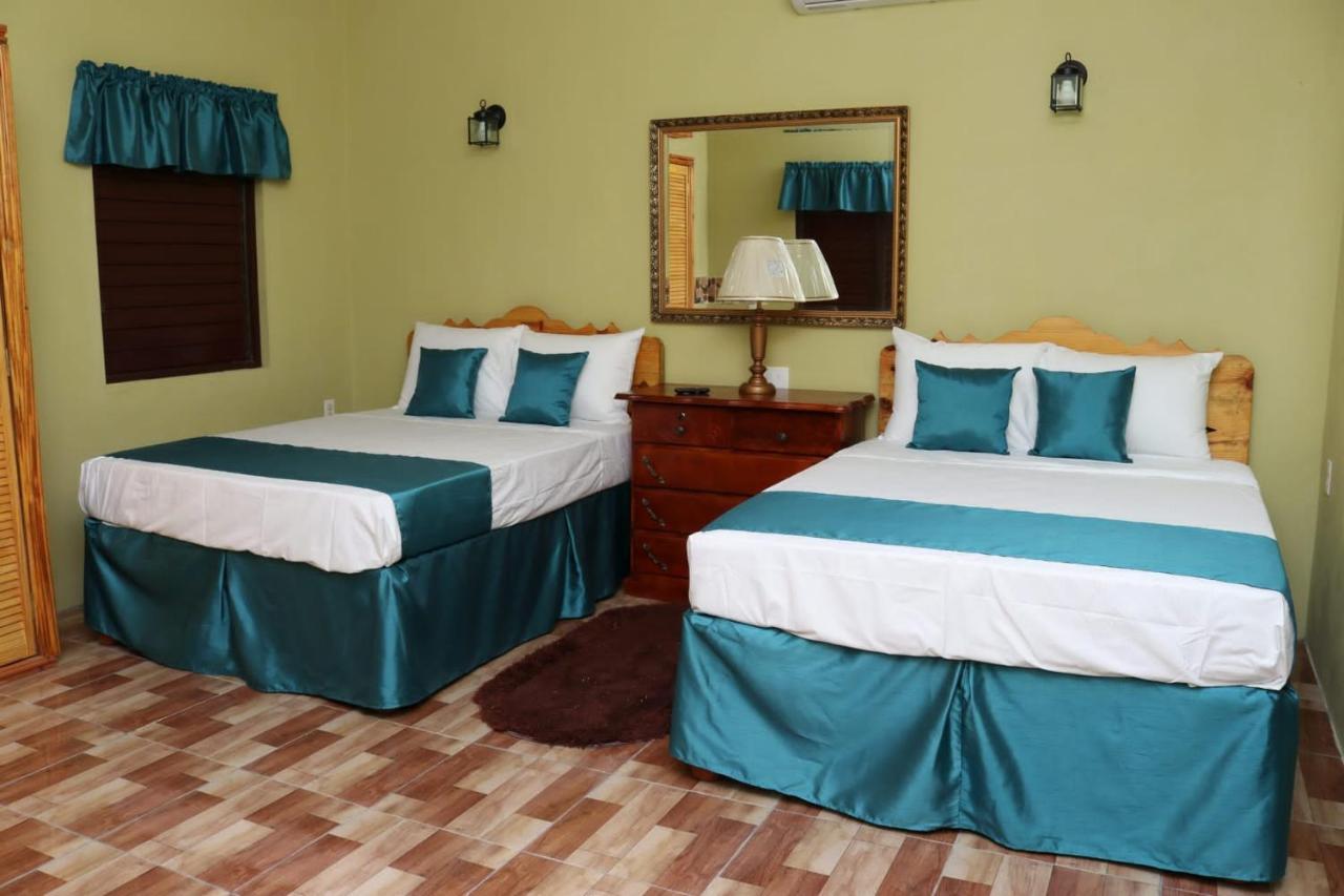 Eliwes Villa Treasure Beach Kültér fotó
