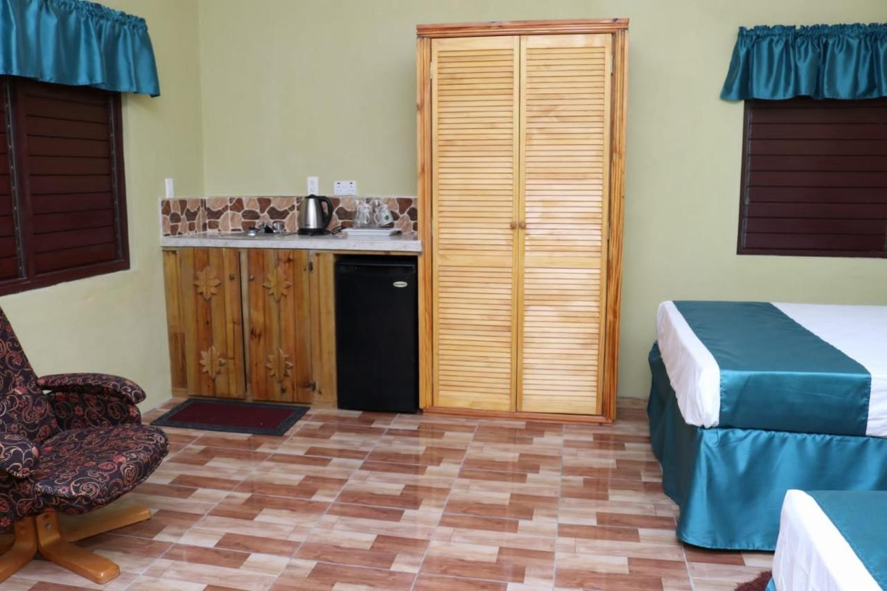 Eliwes Villa Treasure Beach Kültér fotó